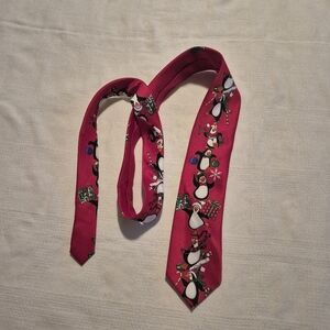 Hallmark men's neck tie, penguin designed, VGUC